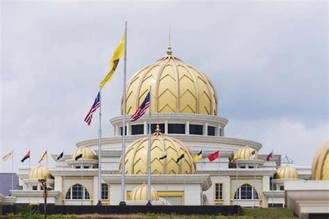 King's Palace (Istana Negara), Kuala Lumpur | Tickets & Tours - 2024