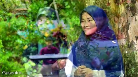 KERAMAT (Cover Rhoma Irama) - Salma - Video Dailymotion