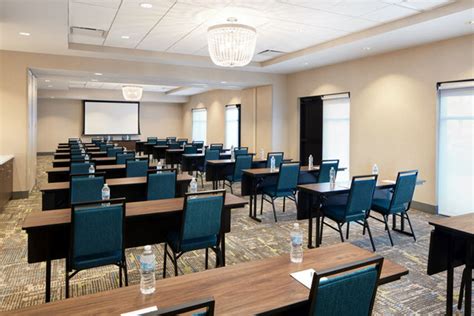 Hampton Inn & Suites meeting space