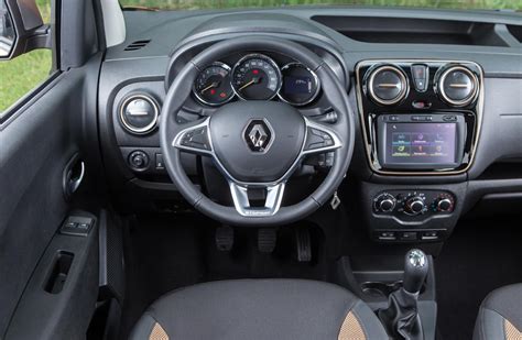 Cómo es la Nueva Renault Kangoo para pasajeros - Mega Autos