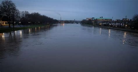 Full list of Nottinghamshire flood warnings still in place as Storm Henk disruption continues ...