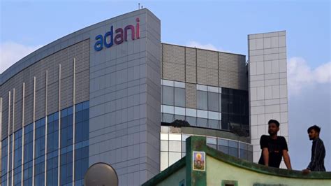 Income Tax may probe 20 entities over Adani share profits - Mumbai Times