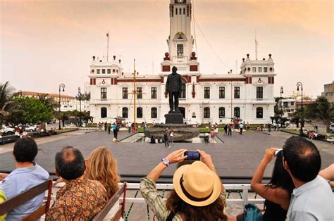 Veracruz: 5-Attraction Tour with Aquarium and Boat Tour | GetYourGuide