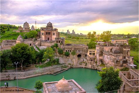 Katas Raj Temple : r/pakistan