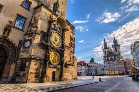 Free Walking Tours in Prague - A Complete Guide - TourScanner