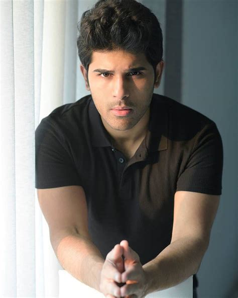 Allu Sirish Wiki, Height, Age, Girlfriend, Wife, Family, Biography & More - Bigstarbio