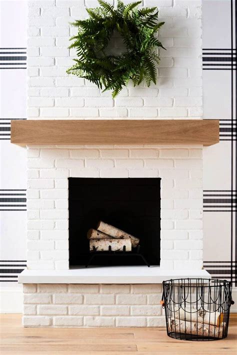 30 Unique White Brick Fireplace Ideas You Can DIY (2022)