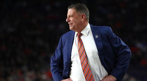 Auburn Signs Men's Basketball Coach Bruce Pearl to Five-Year Extension