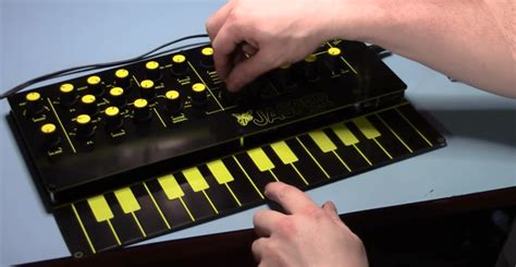 Building A Synthesizer, In 10 Minutes – Synthtopia