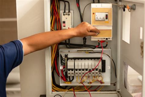 Different Types of Circuit Breakers