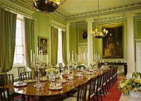 The Royal Dining Room at the Royal Palace of Holyroodhouse Edinburgh ...