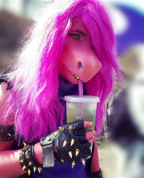 My Susie Cosplay! | Deltarune. Amino