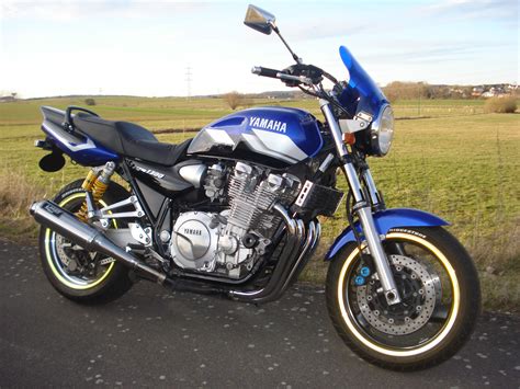 Yamaha Yamaha XJR 1300 SP - Moto.ZombDrive.COM