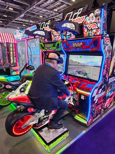 Virtual Arena: VR Arcade Action