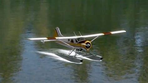 de Havilland Beaver DHC-2 Float Plane RC Airplane (Realflight RC Simulator). - YouTube