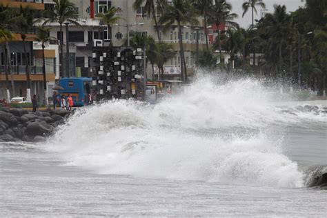 Hurricane Franklin makes landfall in Veracruz, Mexico: NHC