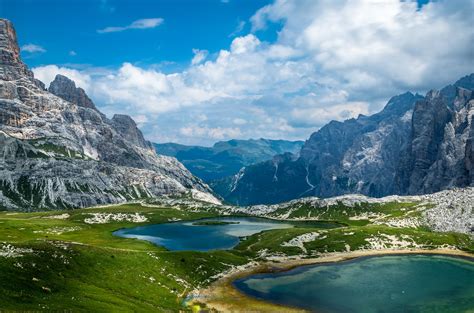 The two lakes, Dolomiti, Italy.[2048x1356] : r/EarthPorn