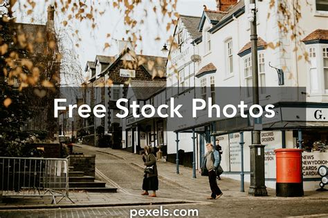 1000+ Amazing Old Street Photos Pexels · Free Stock Photos