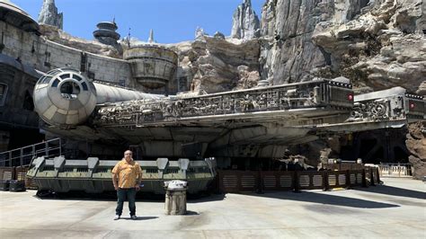 Star Wars Galaxy's Edge Review: The Good, Bad, and Incredible