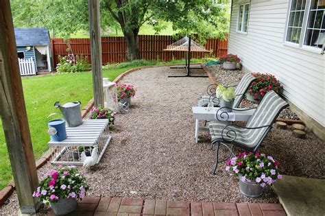 Happy At Home: Gravel Patio Love