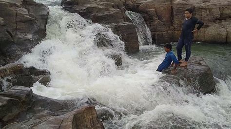 vlog 4.waterfall Devalmari#Near Aheri dist gadchiroli enjoyment with 😘😁😁😁freinds come and visit ...