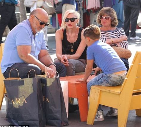 Gwen Stefani family: siblings, parents, children, husband