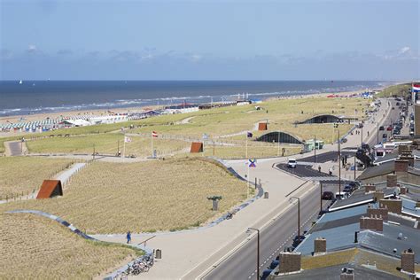 Underground Parking Katwijk aan Zee / Royal HaskoningDHV | ArchDaily