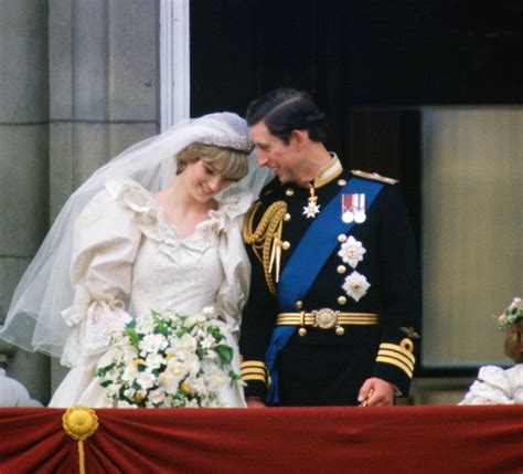 A Look Back On Princess Diana And Prince Charles' Legendary Wedding ...