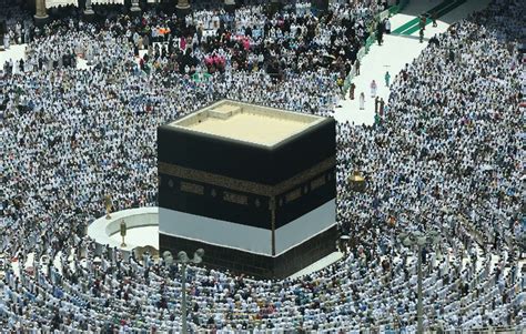 2 million Muslims expected in Mecca this week for increasingly hi-tech hajj | The Times of Israel