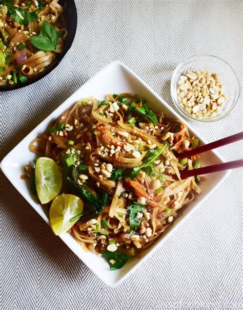 Pad Thai Noodles (Flat Rice Noodles) - Bliss of Cooking