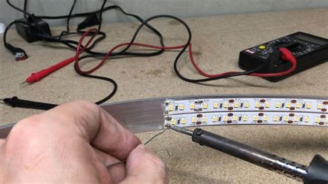DIY: LED Workbench Light From LED Strips Diy Led Lighting Ideas, Led Strip Lighting, Led Lights ...