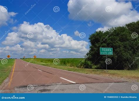 State Border between Oklahoma and Texas Stock Image - Image of american, travel: 194003353