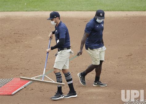 Photo: New York Yankees vs New York Mets at Yankee Stadium ...