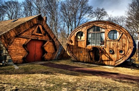 Funky Artist Tiny Houses - Tiny House Pins