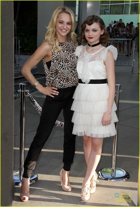 Joey King: 'The Conjuring' Premiere Pretty | Photo 577350 - Photo ...