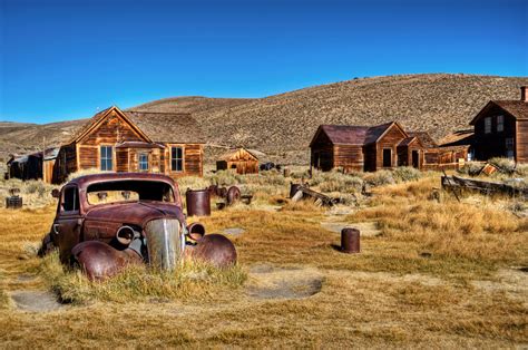 fossato Calunnia Fare un picnic body ghost town Una pila di non usato ...