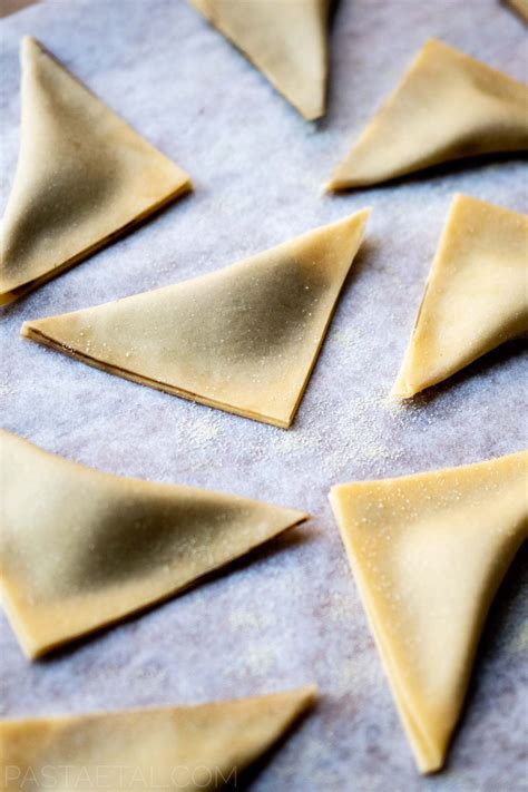 Bitter Greens Pansotti with Walnut Sauce | Pansotti di Verdi Amari con ...