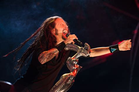 Jonathan Davis, vocalista do KoRn, anuncia álbum solo