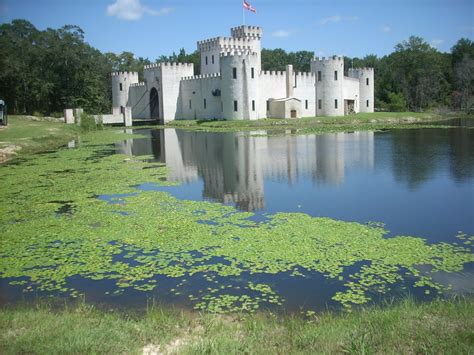 Texas Trash and Treasures: castles and ice cream