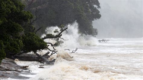 Cyclone Gabrielle hits New Zealand