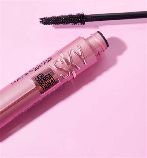 Best mascara for short lashes for a super defined lash - TDS