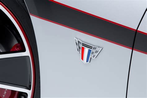 2015 Chevrolet Camaro Commemorative Edition Bows at SEMA - autoevolution