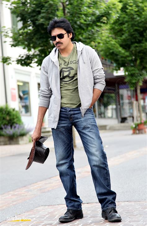 Pawan Kalyan: pawan kalyan in attarintiki daredi photos