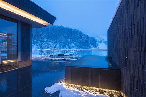 Aya Niseko | Koichi Ishiguro / ISA Architects