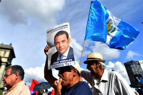 Guatemala: Protests call for president to resign | Green Left