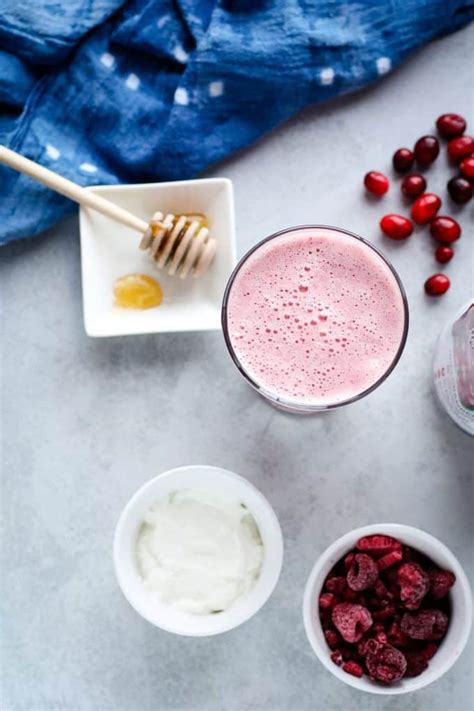 Cranberry Juice Smoothie - I Heart Vegetables