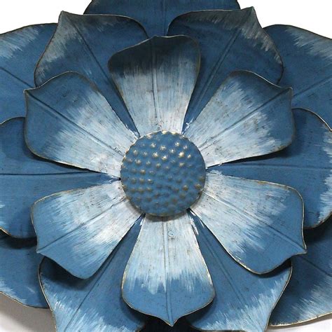 Hand Painted Shades of Blue Metal Flower in 2021 | Metal flower wall decor, Metal flowers, Metal ...