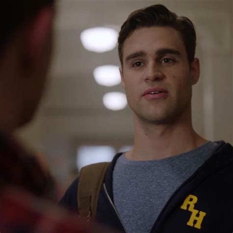 Cody kearson Riverdale brings back moose mason ️ ️ ️ ️ finally cw ...