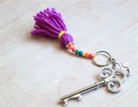 Yarn Tassel Keychain Kids Craft - Make and Takes