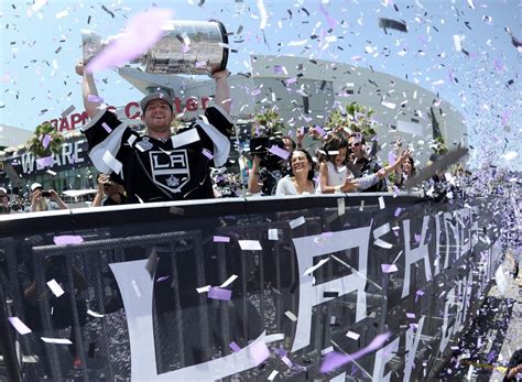 COLORADO AVALANCHE: Biggest Stanley Cup parade attendance over 10 years ...